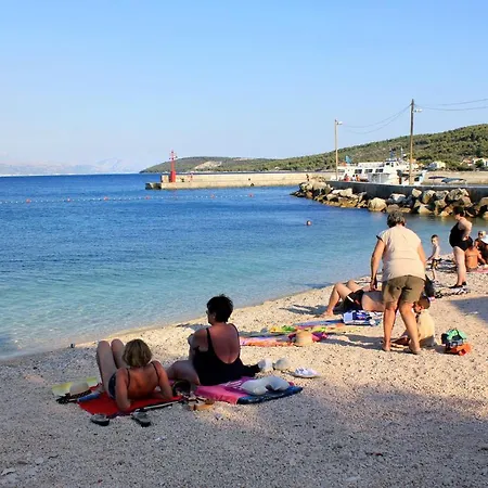 Apartments By The Sea Slatine, Ciovo - 6061 Slatine