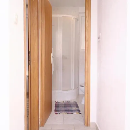 Apartments By The Sea Slatine, Ciovo - 6061 Apartment *