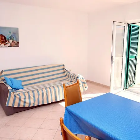 Apartments By The Sea Slatine, Ciovo - 6061 Apartment *